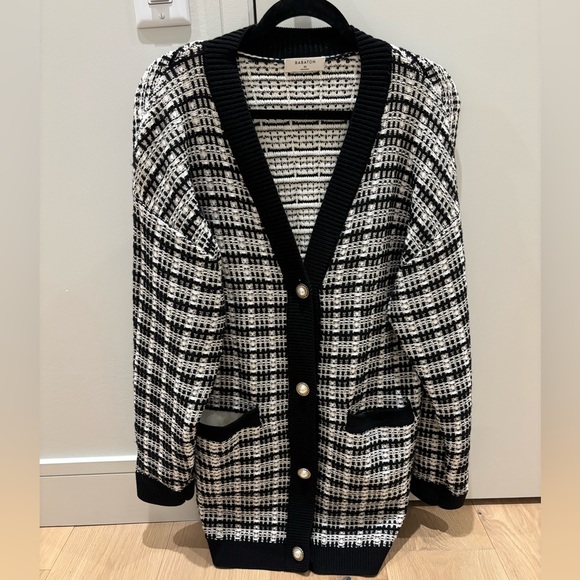 Aritzia Lacer cardigan black and white size XS - Picture 2 of 3